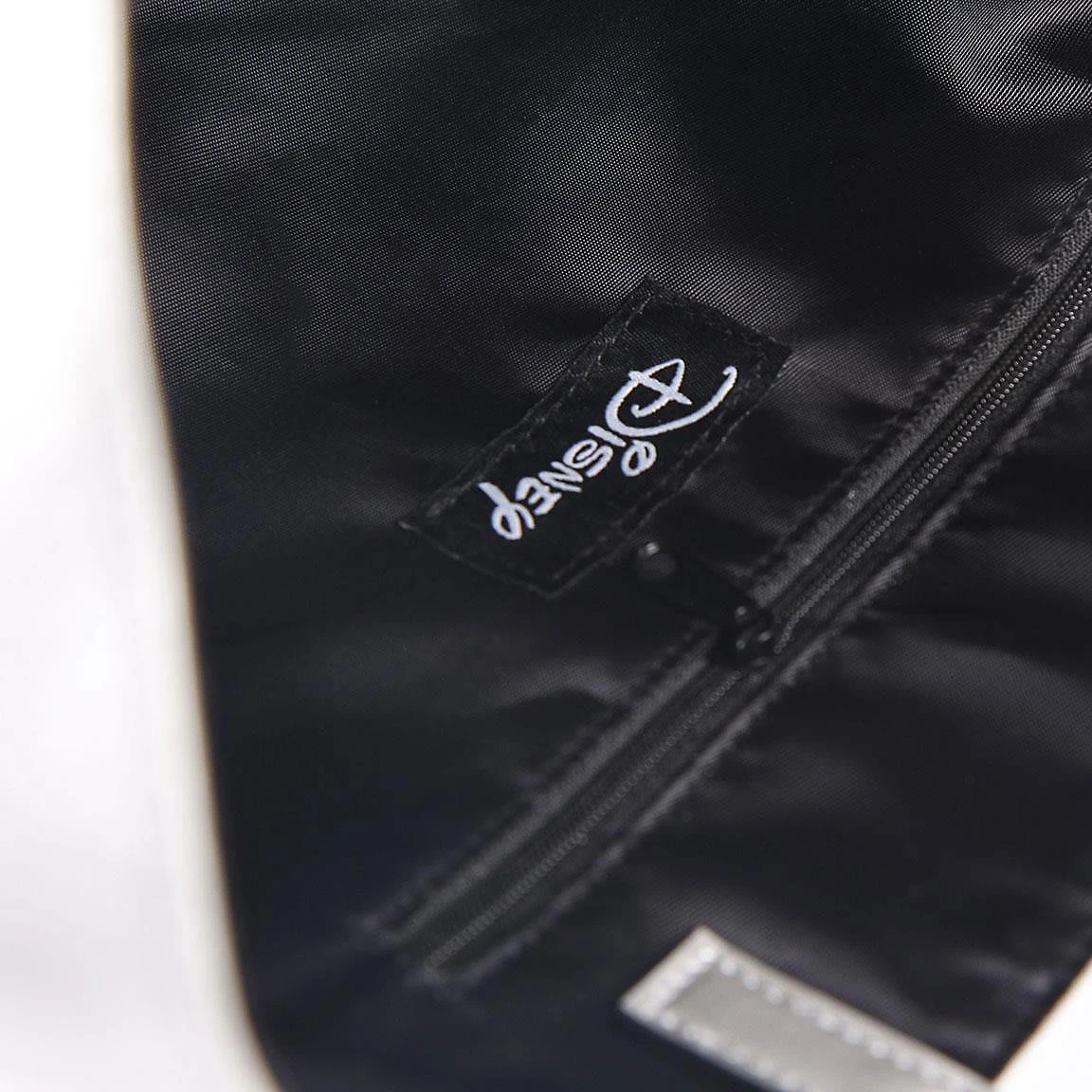 Cerda Umhängetasche Disney Pride Collection Mickey Mouse 6 Cerda Umhängetasche Disney Pride Collection Mickey Mouse – Bild 4