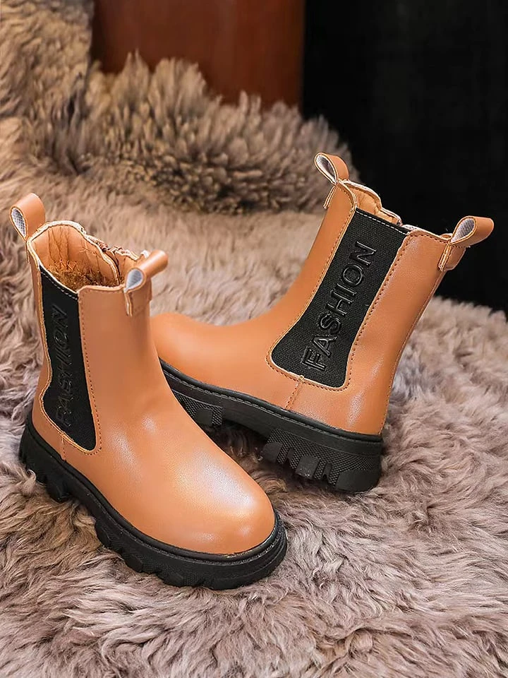 Boots In Braun 3 Boots In Braun