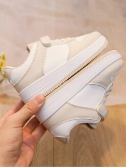 Sneakers In Beige/ Creme -TROLLKIDS Verkäufe rock and joy sneakers in beige creme 3